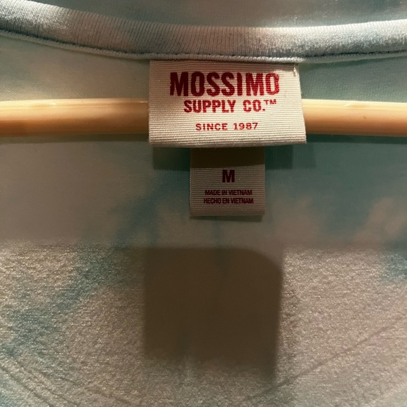 Mossimo women’s top. Size medium - Picture 5 of 6